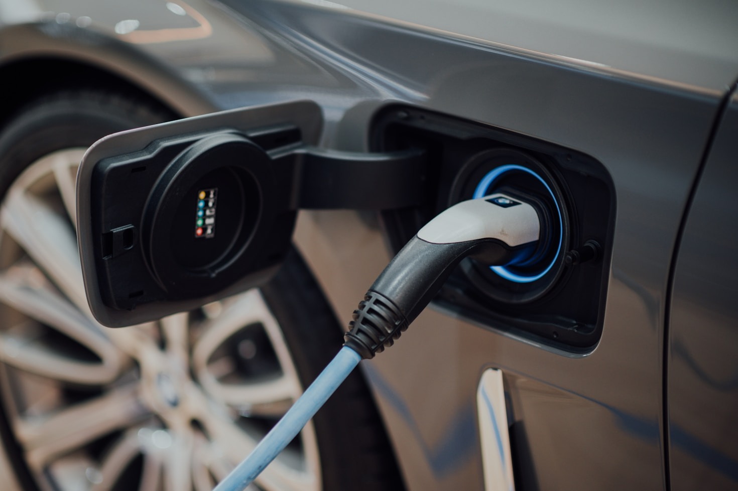 Passo a passo para homologar seu carregador elétrico